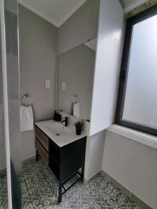 Santa Clara Heights -3 bdr APT by Feelcoimbra