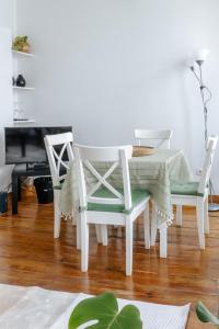 Pena Apartment in Arroios, by Mycelia