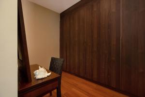 Luxury 5 Bedroom Staffed Botanica Villas