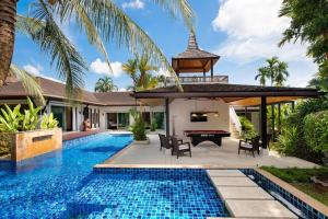 Luxury 5 Bedroom Staffed Botanica Villas