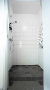 HaHa Familjesol Cozy 2 Bedroom Family Apartment with Private Kitchen Balcony and Free Parking