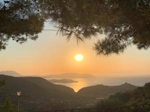 House of Happiness Rhodos