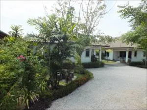 Vacation Garden Villa - Ujong Salang