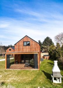 TOP house with private HOT TUB-near sea, lakes and forest