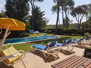 Tamariu Chalet, 3 Bedroom in main house and self contained unit
