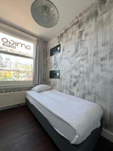 Amigo Budget Hotel