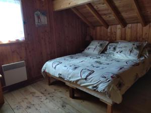 Chalets CHALET MONTAGNE CLASSE 3 ETOILES ALPES QUEYRAs : photos des chambres