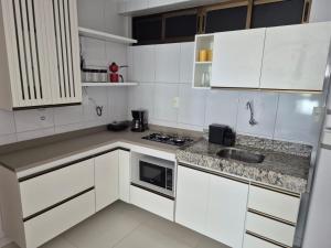 Vista para o Mar - 05 modelos de Apt - Quarto com Ar - Opção de Café da Manhã