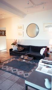 HaHa Nordic Home Partille Spacious 1BR Apartment near Center with Garden & Parking