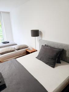 City Center Quiet Apartment WiFi