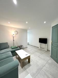 Joli RDC à 2 pas du centre ville