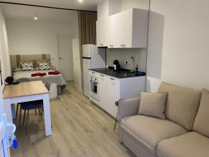 Apartamentos con piscina cerca playa