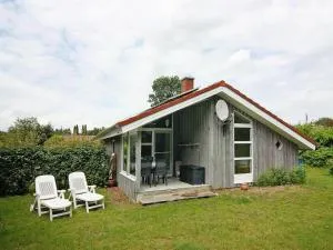 Einladendes Ferienhaus in Huenning - Hünning