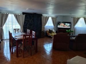 Cabaña 8-10 personas parcela Curacautin