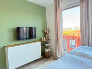 Hyvin varusteltu city-studio Turun Linnan kupeessa ja autopaikka