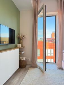 Hyvin varusteltu city-studio Turun Linnan kupeessa ja autopaikka