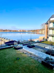 Apartament ŻURAW z widokiem na jezioro Drwęckie ROYAL APARTS OSTRÓDA