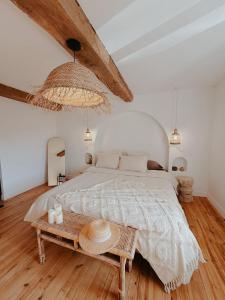 Maisons de vacances Charmante maison en pierres, sejour a la ferme : photos des chambres