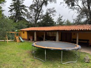 Ven a la Cabaña en el Paraíso