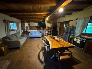 Ven a la Cabaña en el Paraíso