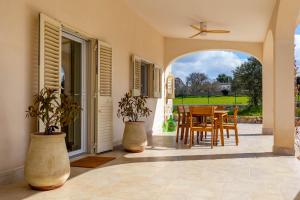 Trullo in central Valle dItria with pool