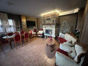 The 3 Pines GuestHouse - Трите Бора