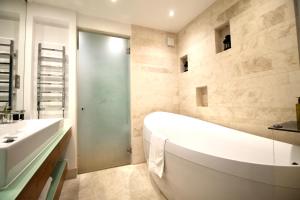 Residences at The Gyle - London