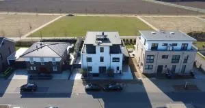 Neubau Penthouse - mit schöner Aussicht - 15min von Köln - Stommeln