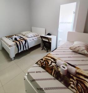 Hotel Amanhecer n903- feirinha da madrugada-Brás