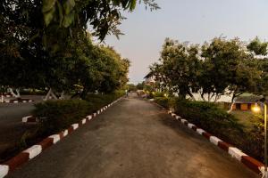 AamraKunj Gir Resort