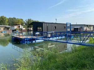 Houseboat na Dunaji - Bratislava - Jarovce
