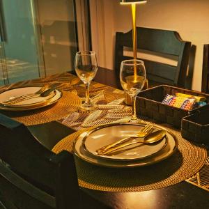 Azure Urban Resort Residences by Moldez Staycation