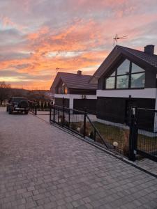 Domy na Roztoczu Aleja Lipowa B,G,J,K Sauna Jacuzzi
