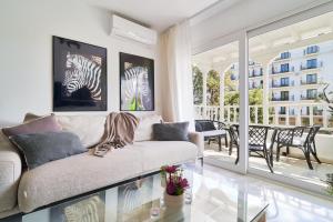 MARBELLA BANUS SUITES - Banus, modern, bright and balcony