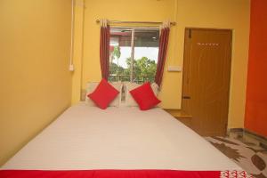Hotel O Sandhana Homestay