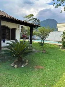 Large and cozy house in Guapimirim, 04 rooms and swimming pool, completely walled - Subaio