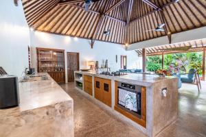 Villa Kevin - 3BR Private Villa