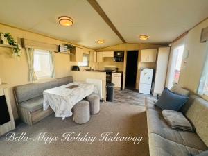 Bella-Mays Holiday Hideaway