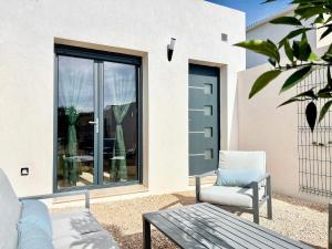 Appartements Le Jasmin 1 - Chic, Clim, Terrasse, Neuf, 4 personnes : photos des chambres