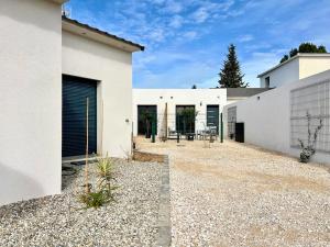 Appartements Le Jasmin 1 - Chic, Clim, Terrasse, Neuf, 4 personnes : photos des chambres