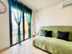 Appartements Le Jasmin 1 - Chic, Clim, Terrasse, Neuf, 4 personnes : photos des chambres