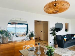 Bandol Appartement Luxe vue mer époustouflante en face des plages