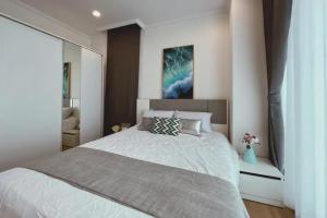 素坤逸BTS Phromphong2房2卫豪华公寓泳池健身房