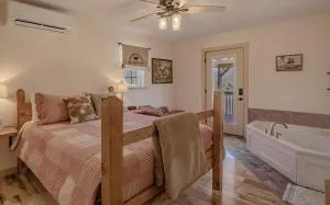 The Inn at Beulah Farm - The Barn - Burnside