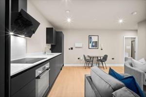 New Build 1 Bed Apt - Sheldon, Birmingham - Coventry Rd - Close to Birmingham Airport, Solihull, National Exhibit Centre, Jaguar and more