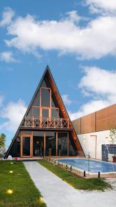 شاليهات اكواخ كايا الفندقية