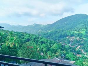 Birds Hill Villa Kandy