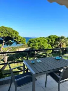 HalCyon-On the blue - Áyios Andréas