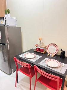 Unistay SHORE 3 Tower 2 Pool View Cozy Suite