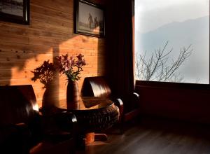 Fansipan Terrace Cafe and Homestay